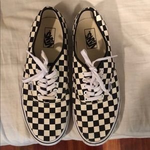 LIKE NEW CHECKERED VANS 11 MENS